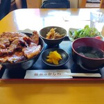 豚丼のかしわ的实拍图