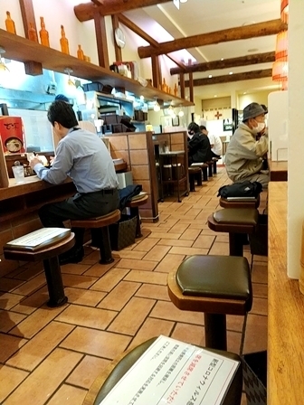 らーめん古潭 なんばCITY店的实拍图