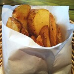 フレッシュネスバーガー 大森店的實拍圖