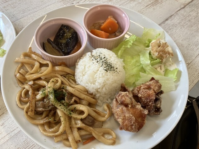 Ponole'a.Niu的實拍高清圖