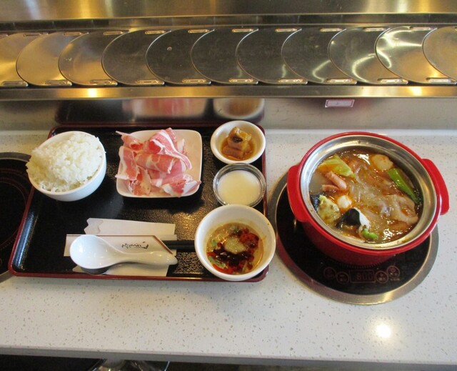 回転火鍋 なべ丸 上野本店的實拍高清圖