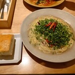 やまねや 生パスタ研究所的实拍图