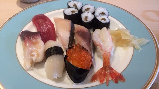 鮨とろ的实拍高清图