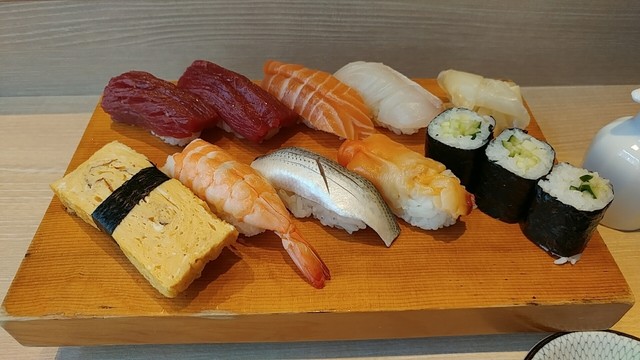 たちばな寿司的實拍高清圖