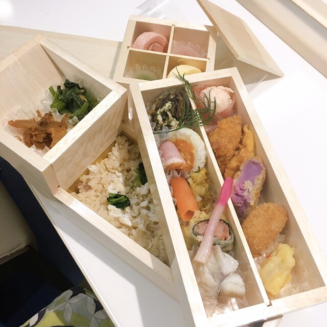 東京湾納涼船的實拍高清圖