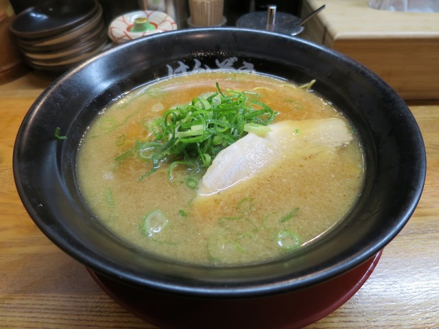 賢蔵辣麺的實拍高清圖
