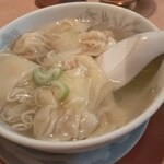 福満楼的实拍图