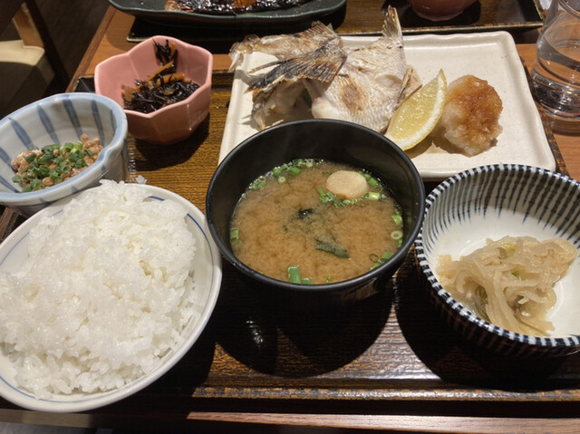 土鍋炊ごはん なかよし 明治通り店的實拍高清圖