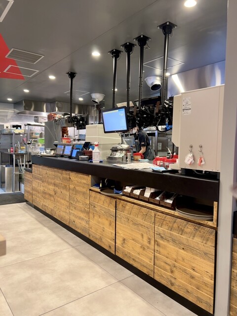 Dishers 新宿住友ビル店的實拍高清圖