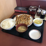 みよしの 東雁来店的实拍图