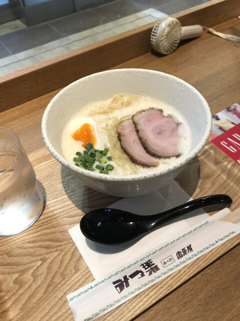 ラーメン家 みつ葉  あべの出張所的实拍高清图