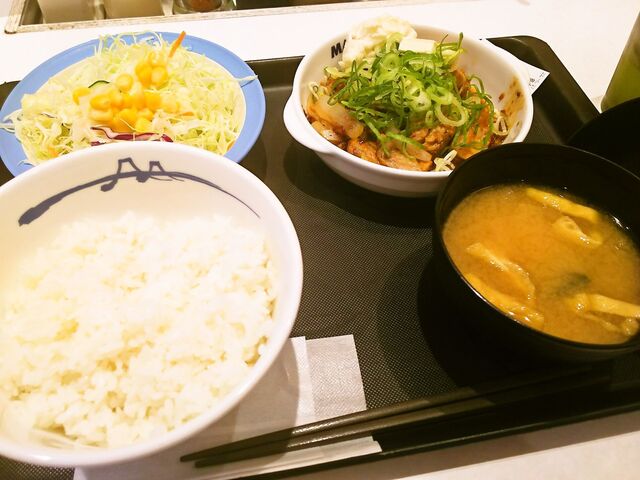 松屋 府中店的实拍高清图