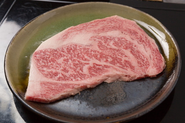 炭火焼肉ながとや的实拍高清图