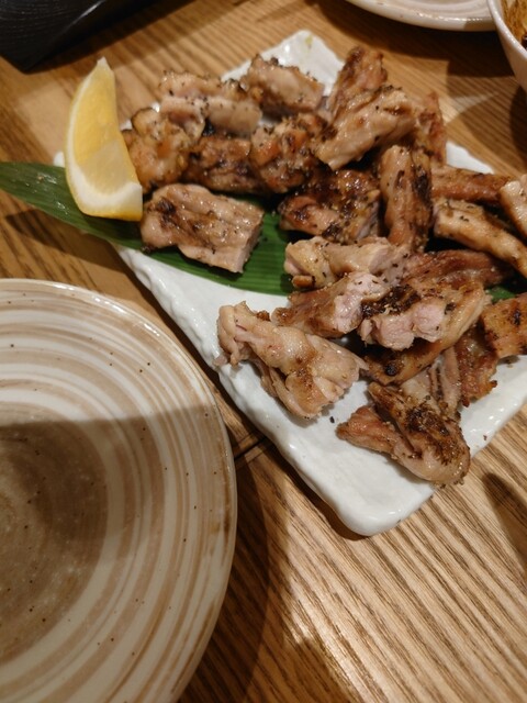 鳥八的實拍高清圖