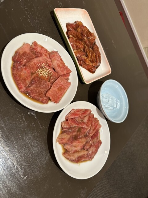 炭火焼肉 耀的实拍高清图