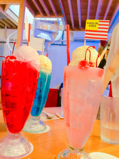 recommendations image for CAROLINE DINER