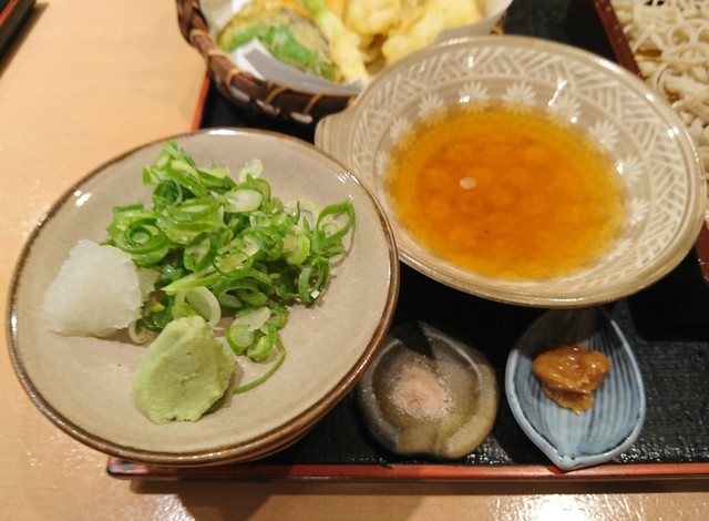 京乃四季的实拍高清图