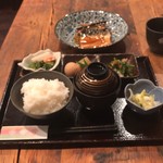 まつした食堂的實拍圖