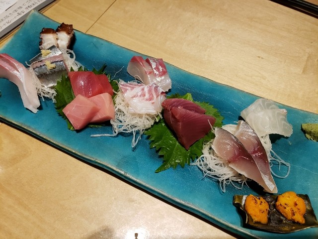 魚場 春夏秋冬的實拍高清圖