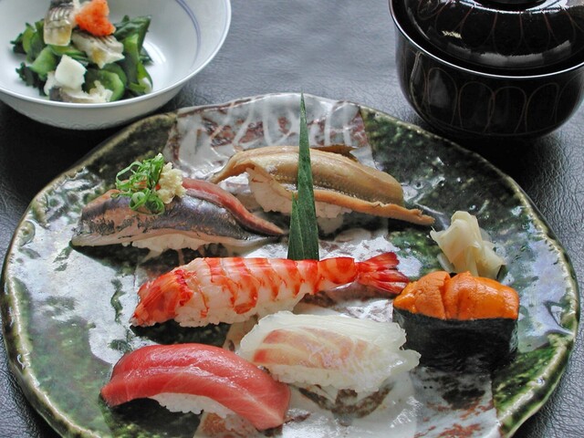 旭鮨総本店 成城学園店的實拍高清圖