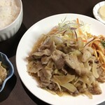 ストロベリームーン的实拍图