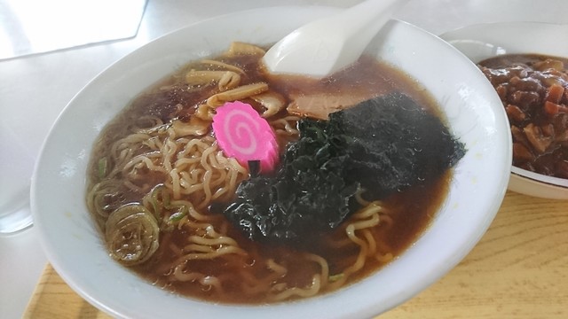ローマの泉食堂的实拍高清图