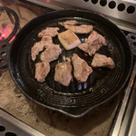 まるごと北海道 ジンギスカン店的實拍圖
