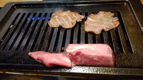 焼肉 旨い牛的實拍高清圖