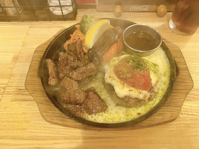 ステーキ＆ハンバーグ ひげ 札幌南5条本店的实拍高清图