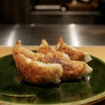 銀座呑小路やま岸的實拍圖