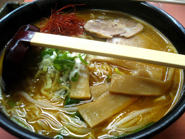 ラーメン びざん的实拍高清图