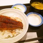 松屋 府中店的实拍图