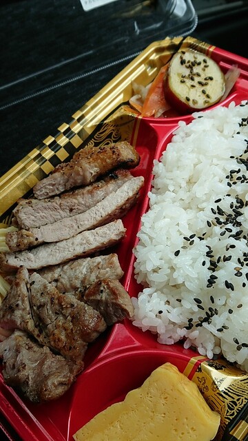 豚料理専門店 旨豚的实拍高清图