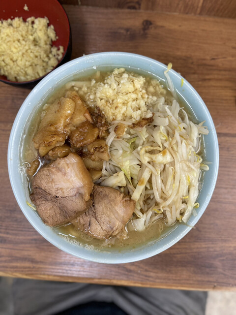ラーメン二郎 池袋東口店的实拍高清图