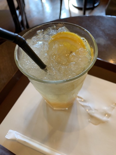 フレッシュネスバーガー 白山駅前店的實拍高清圖