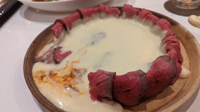 recommendations image for シカゴピザ＆スフレオムレツ Meat&Cheese ARK2nd 新宿店
