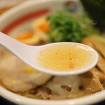 おいしい塩らーめん 波の花 亀岡店的实拍图