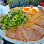 ラーメン魁力屋 西大路西ノ京店的实拍图