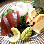 炭火焼き鳥 完全個室居酒屋 はなび 上野店的實拍圖