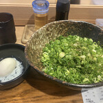 汁なし担担麺専門 キング軒 銀座出張所的实拍图