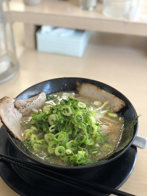 ラーメン食堂 神豚 大東店的實拍高清圖