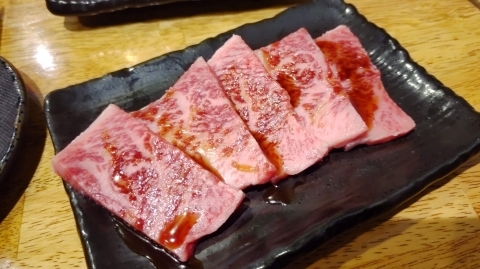 焼肉 旨い牛的實拍高清圖