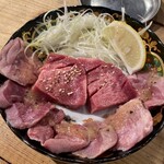 焼肉ホルモン じゃっく 香里園店的實拍圖