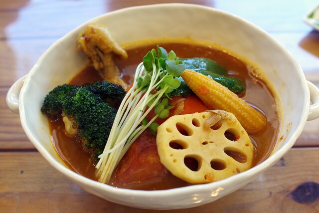 スープカレー トムトムキキル的实拍高清图