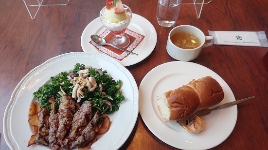 recommendations for ロイヤルホスト 秋葉原店