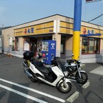 松屋 亀岡店的实拍图
