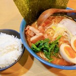 豚骨醤油らーめん 福気的實拍圖