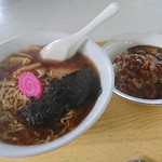 ローマの泉食堂的实拍图