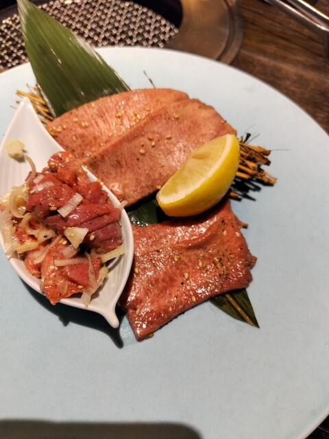 recommendations image for 焼肉トラジ ルクア大阪店