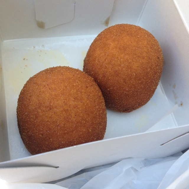 梅花亭的实拍图